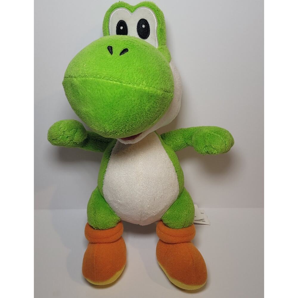 2021 Nintendo Super Mario Yoshi 10 Inch Plush Toy Doll By Jakks Pacific.